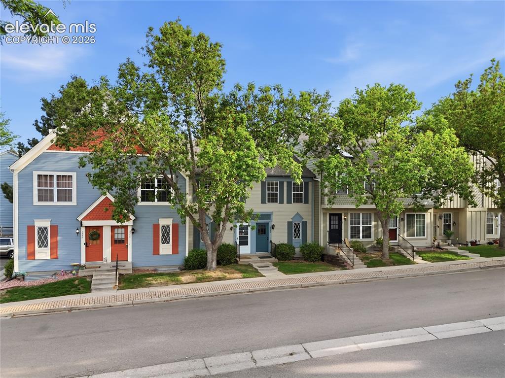 3552 Queen Anne Way