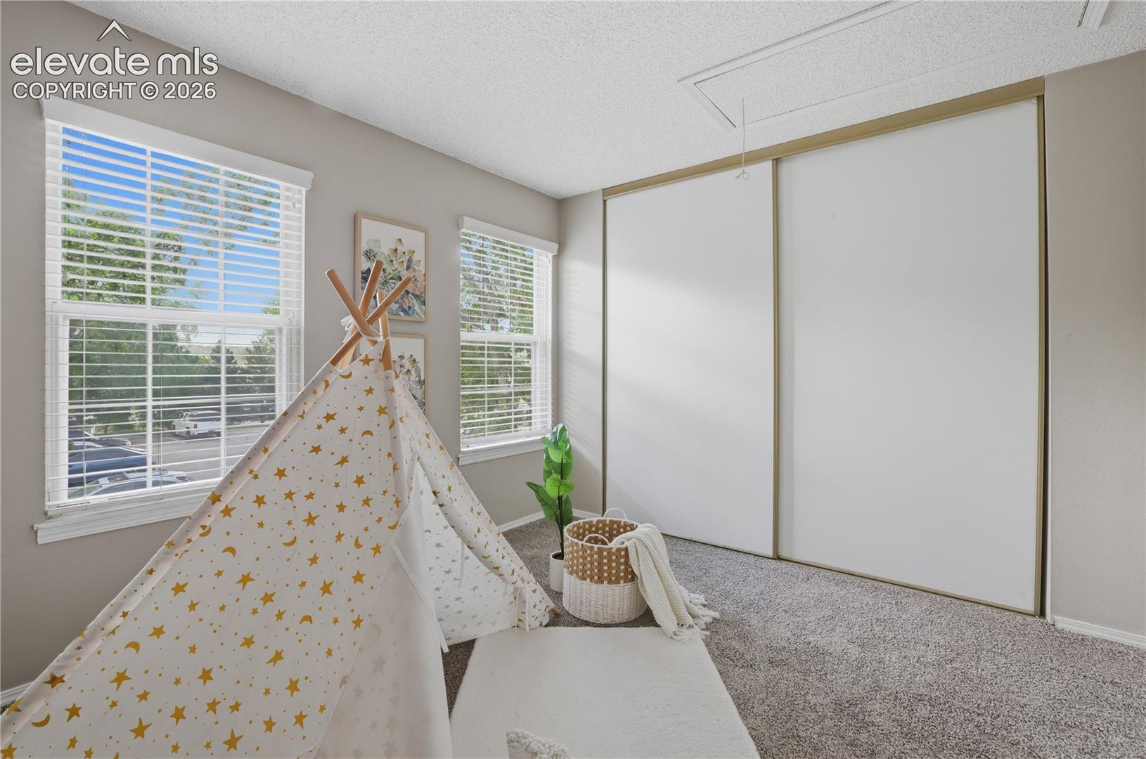 3552 Queen Anne Way