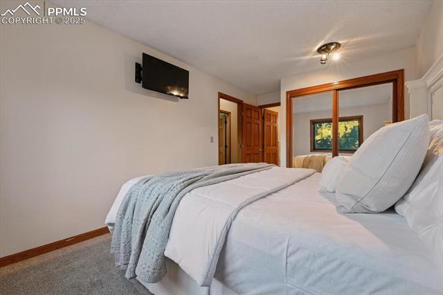 3065 Black Canyon Road