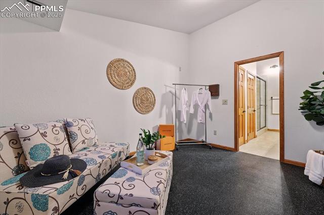 3065 Black Canyon Road