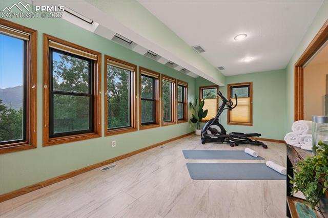 3065 Black Canyon Road