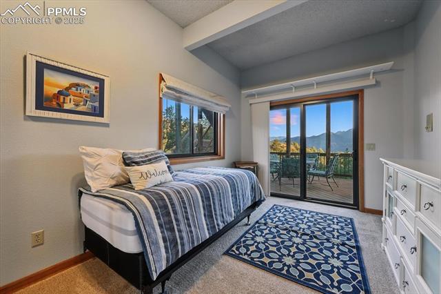 3065 Black Canyon Road