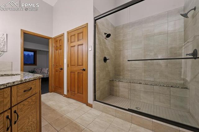 3065 Black Canyon Road