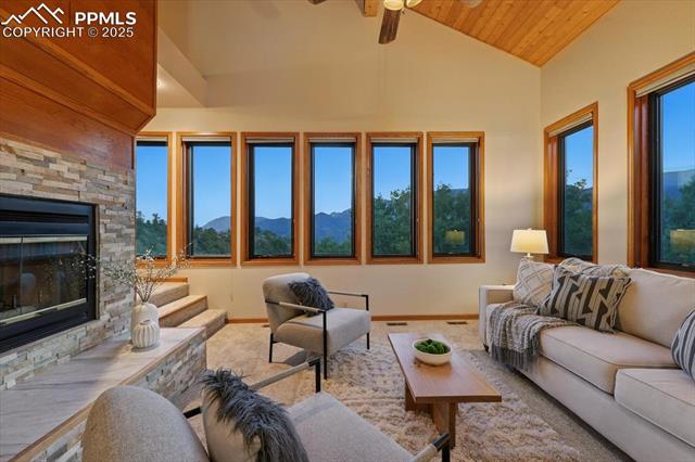 3065 Black Canyon Road