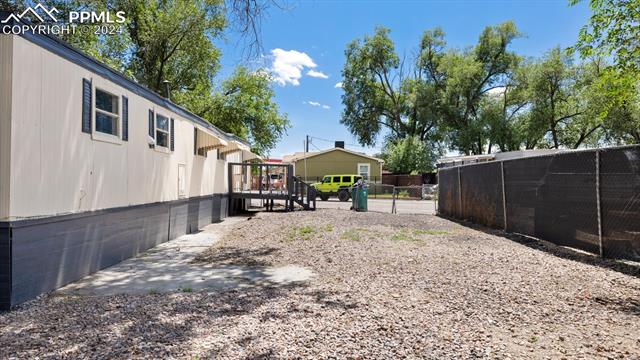 21 Sunnyland Loop Lane