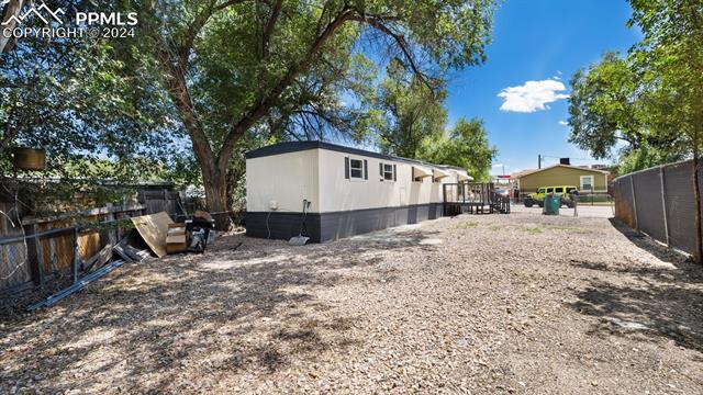 21 Sunnyland Loop Lane