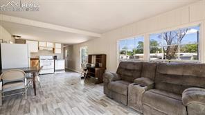 21 Sunnyland Loop Lane