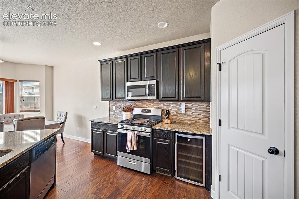 6687 Stingray Lane