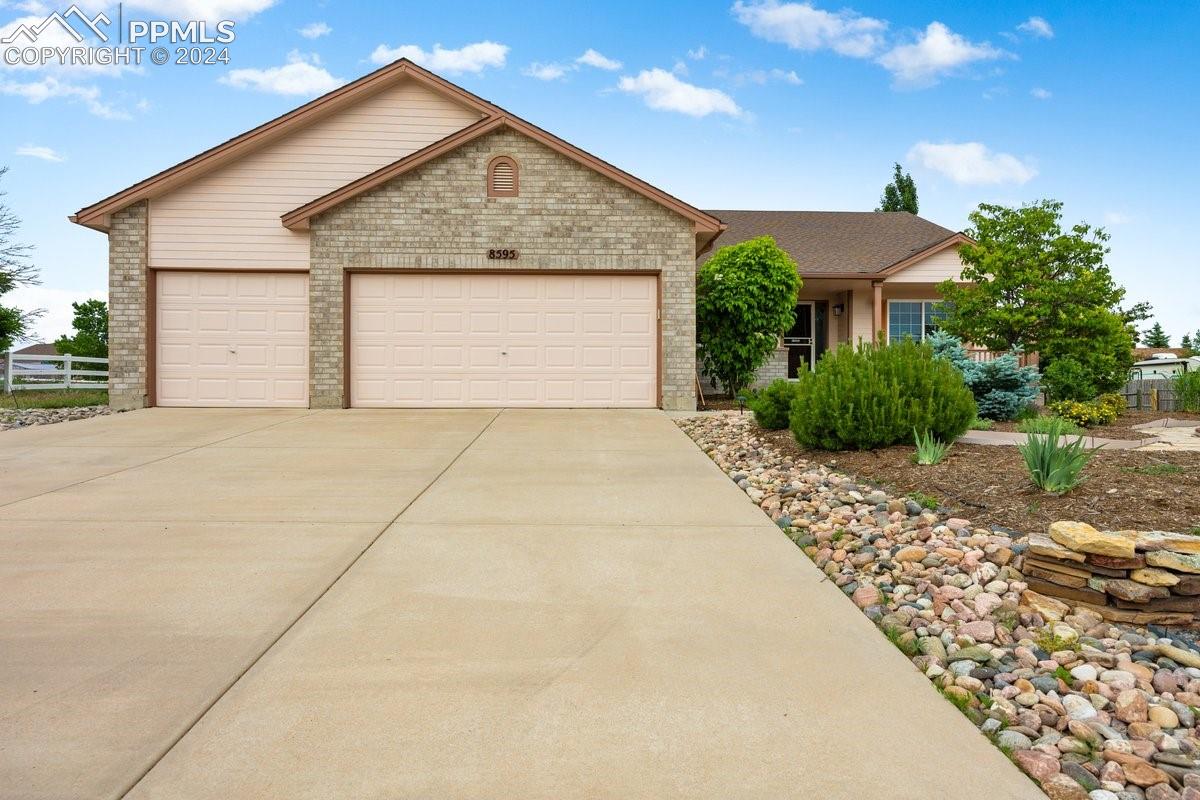 8595 Del Rio Road