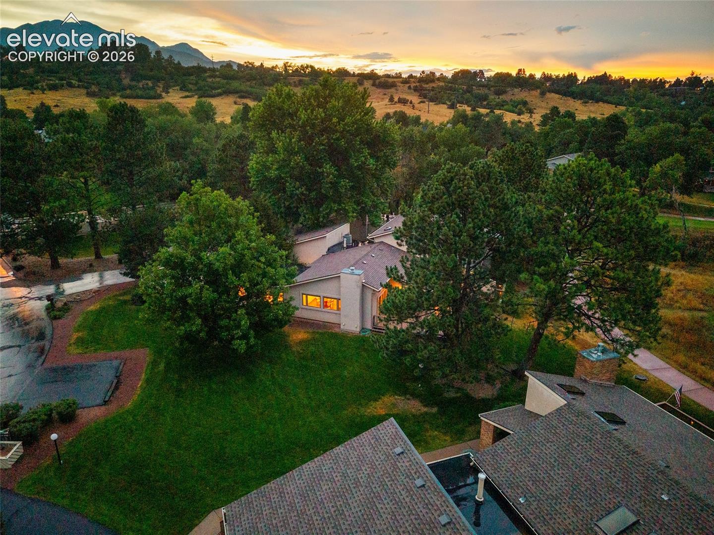 312 Blue Windsor Lane