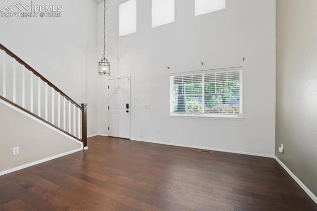 1925 Dewhirst Drive