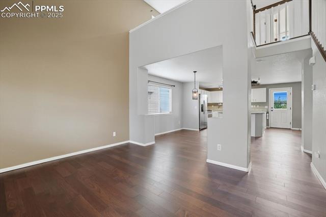 1925 Dewhirst Drive