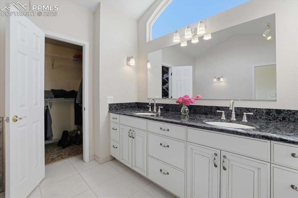 2755 Dristol Drive