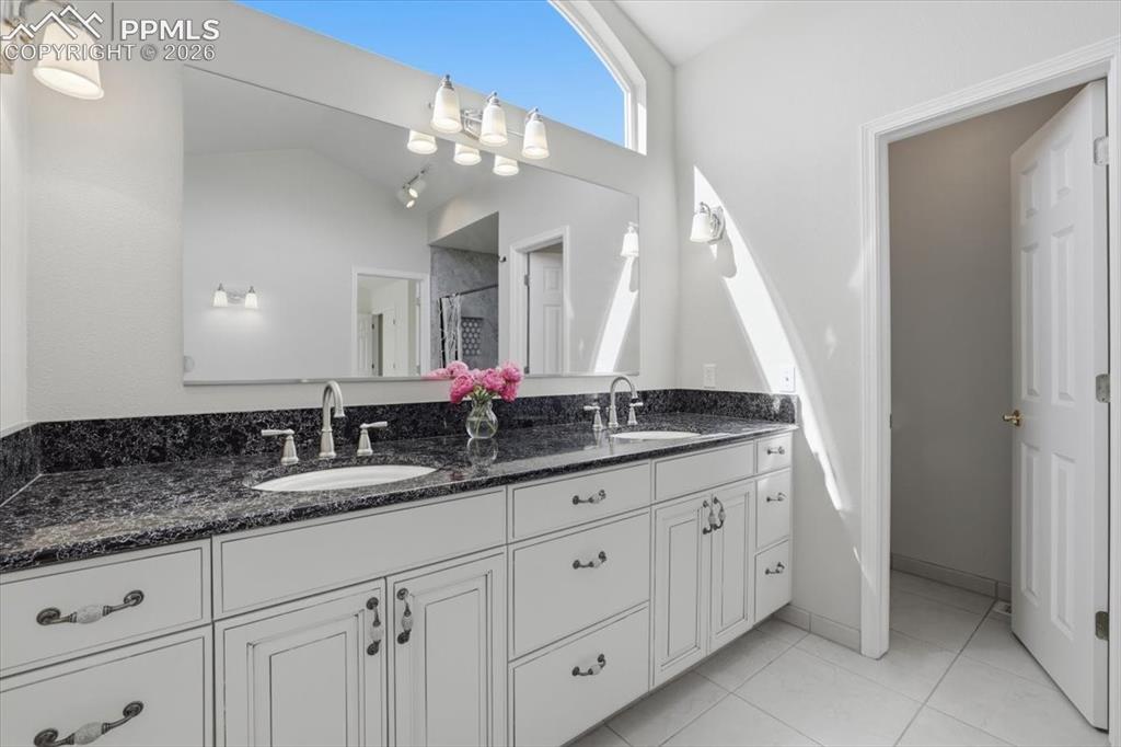 2755 Dristol Drive