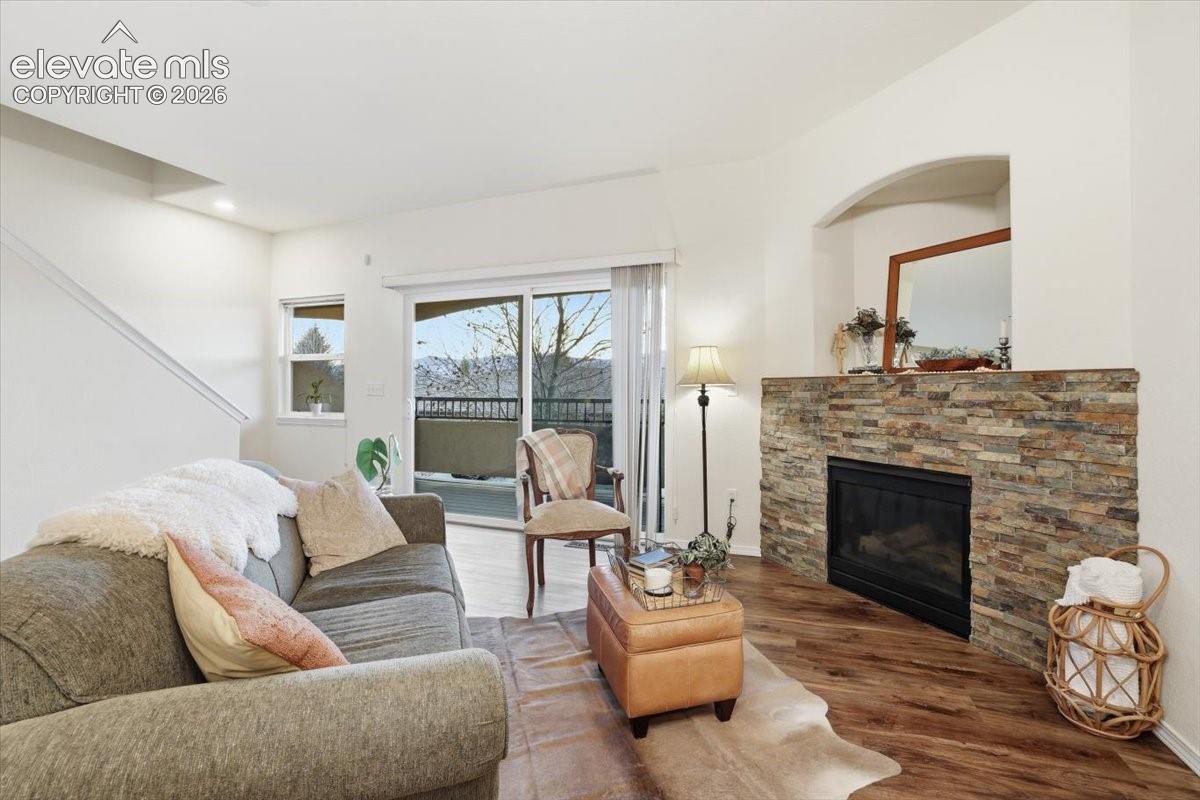 4317 Sammers View