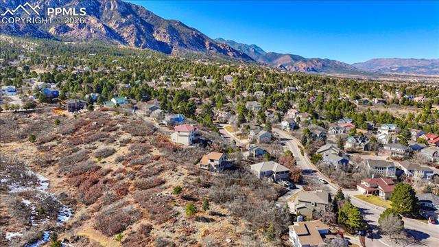 5105 Broadmoor Bluffs Drive