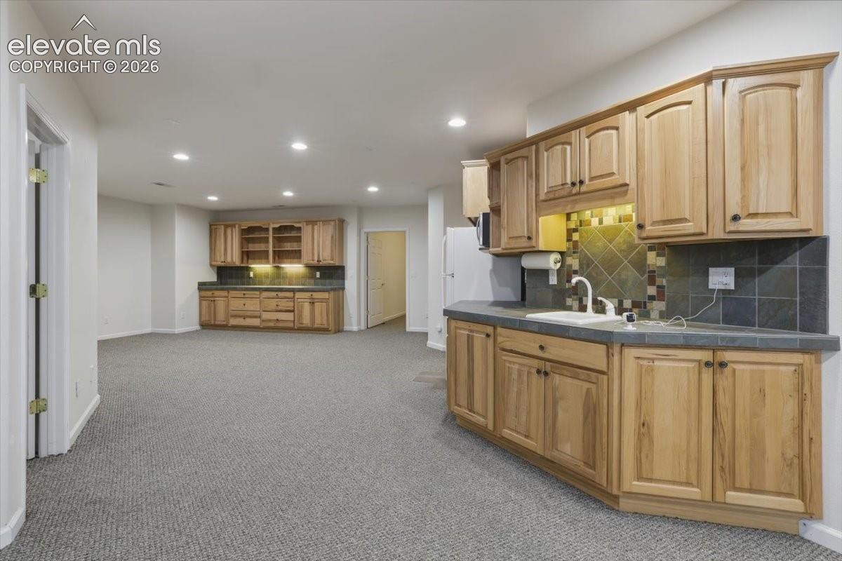 7530 Winding Oaks Drive