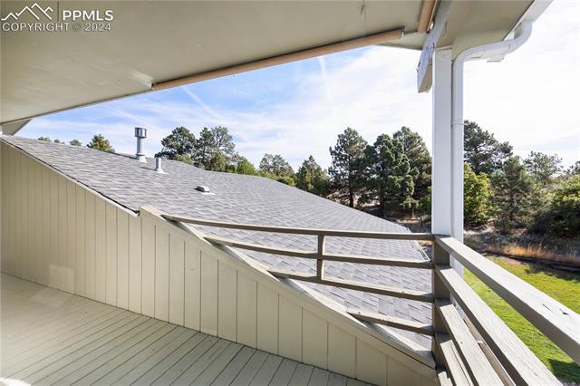 2717 Hearthwood Lane
