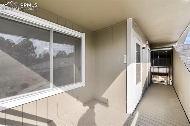 2717 Hearthwood Lane