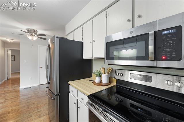 2717 Hearthwood Lane