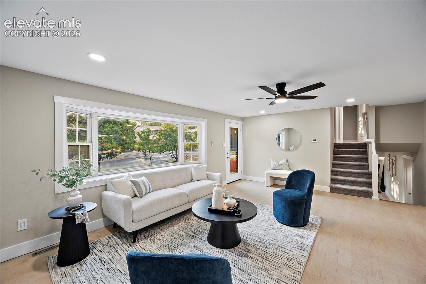 2123 Warwick Lane