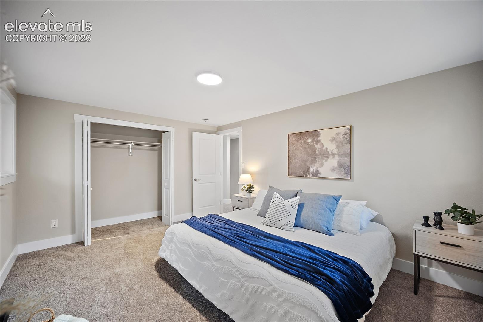 2123 Warwick Lane