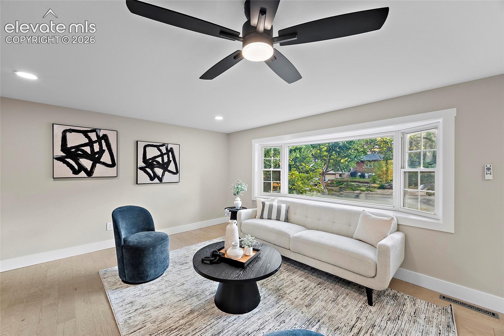 2123 Warwick Lane