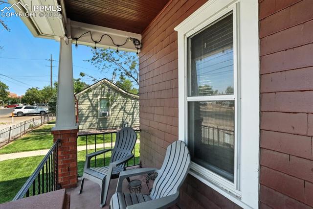 803 S Cascade Avenue