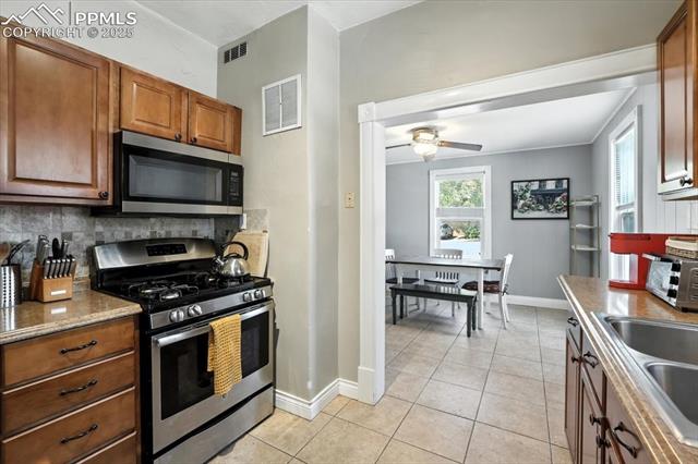 803 S Cascade Avenue