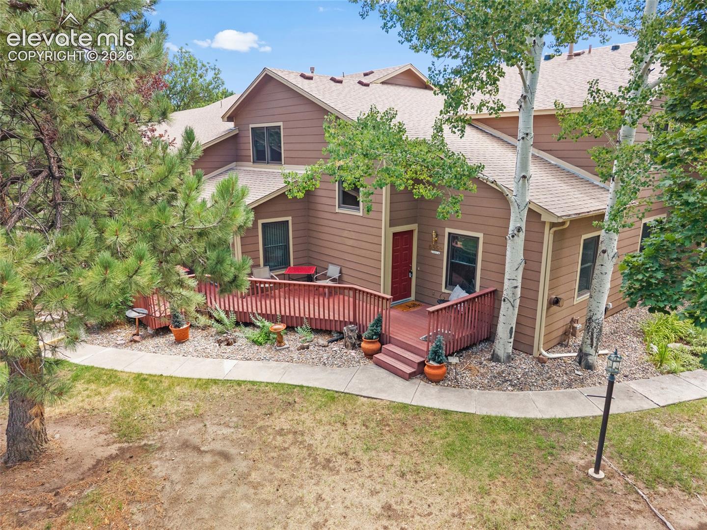6552 Foxdale Circle