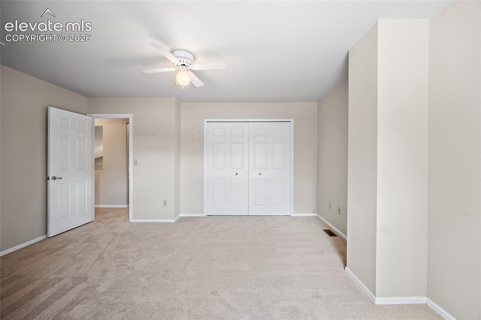 6552 Foxdale Circle