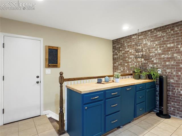 1398 Luna Drive