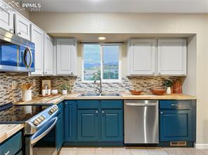 1398 Luna Drive