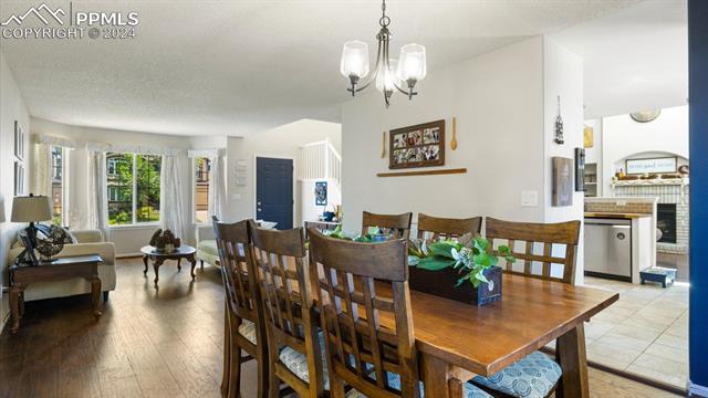 5149 E Dakota Avenue