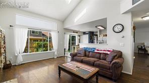 5149 E Dakota Avenue