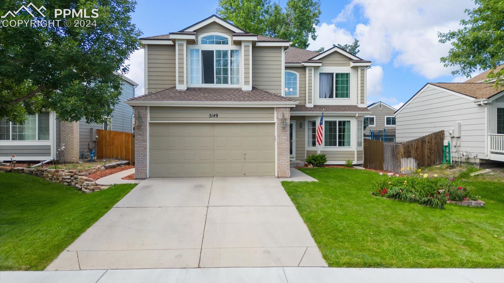 5149 E Dakota Avenue