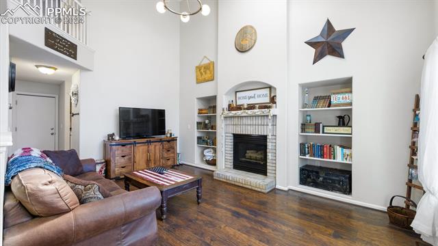 5149 E Dakota Avenue