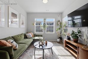 5230 Mountain Vista Heights