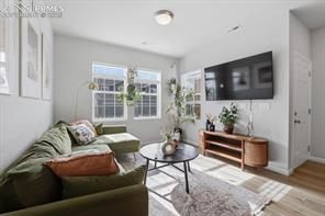 5230 Mountain Vista Heights