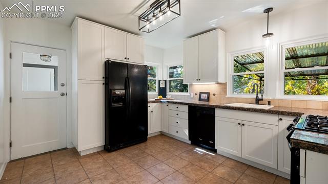 2018 Woodburn Street