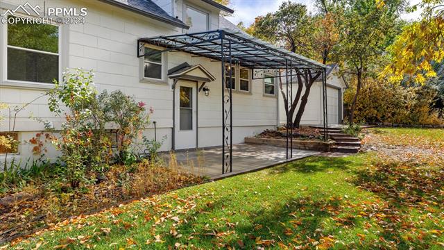 2018 Woodburn Street