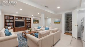 2018 Woodburn Street