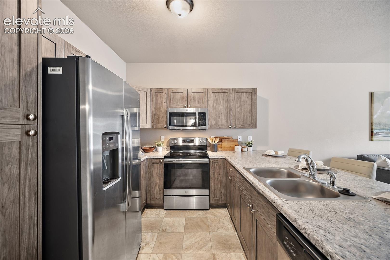 4634 Wharf Point
