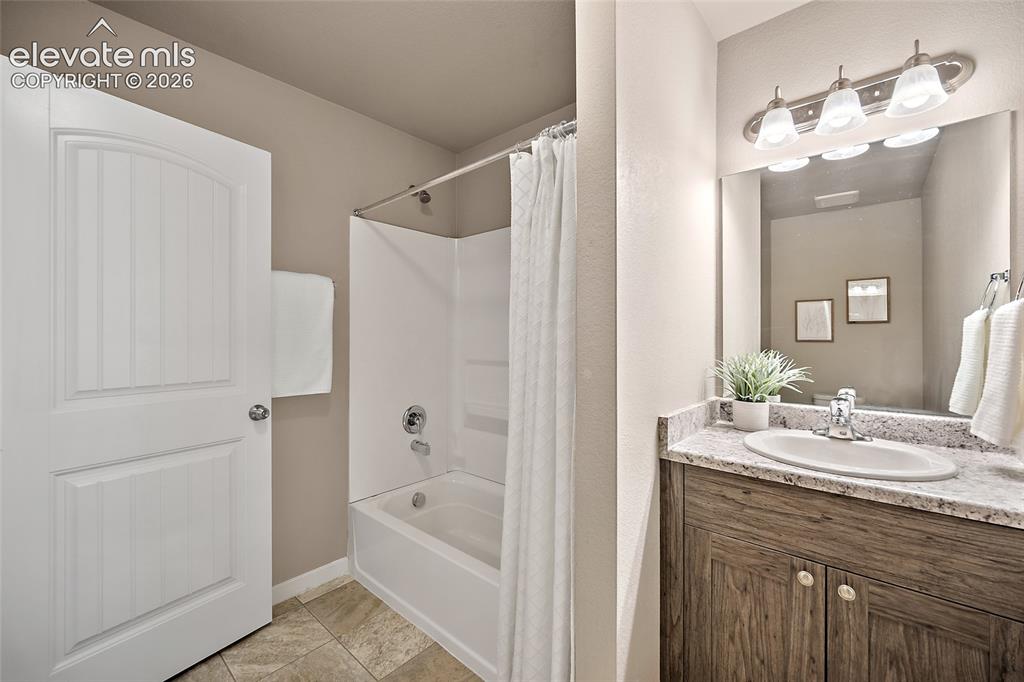 4634 Wharf Point