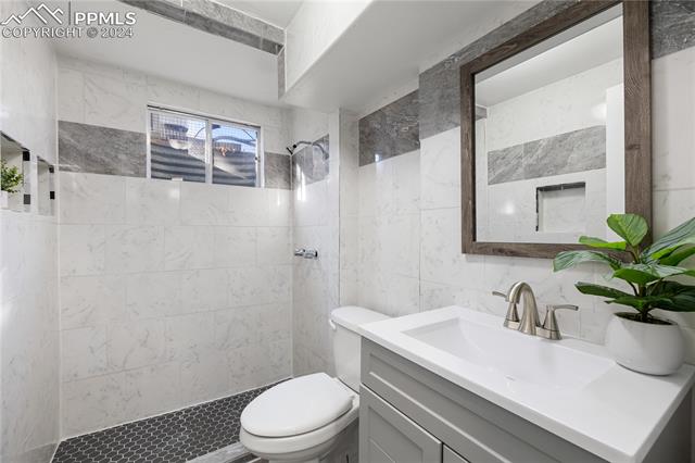 6868 Metropolitan Street