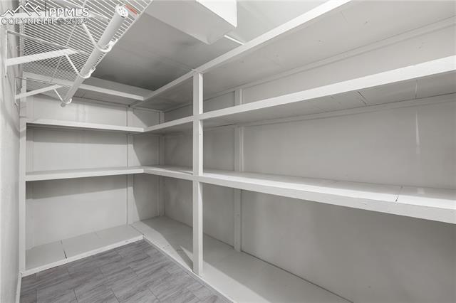 6868 Metropolitan Street