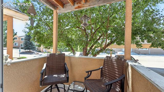 2250 E La Salle Street 102
