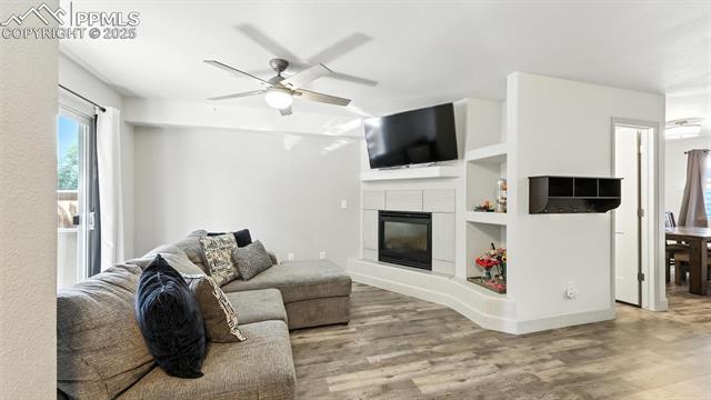 2250 E La Salle Street 102