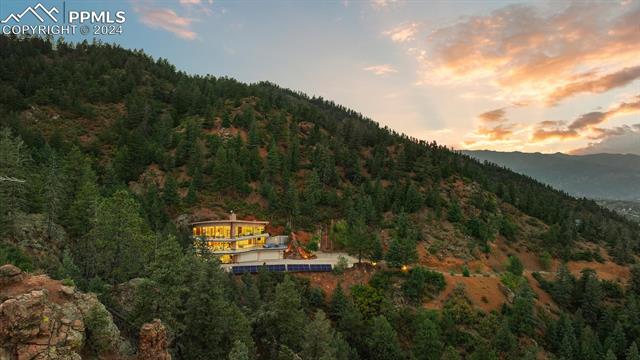 1880 Ponder Heights Drive