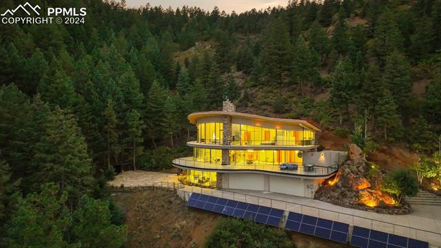 1880 Ponder Heights Drive